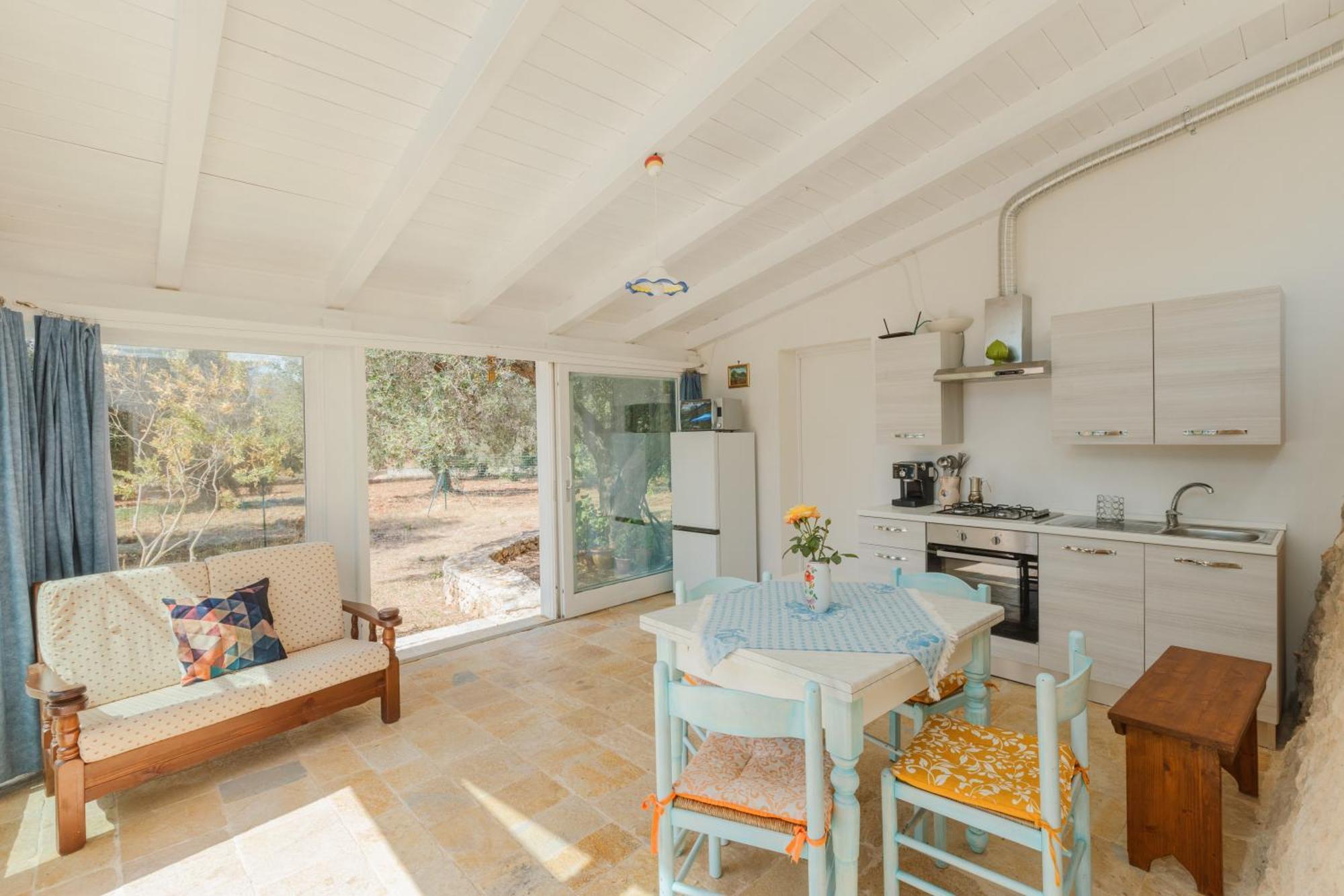 Trullo Tarantini Con Piscina Privata Apartment Latiano Bagian luar foto